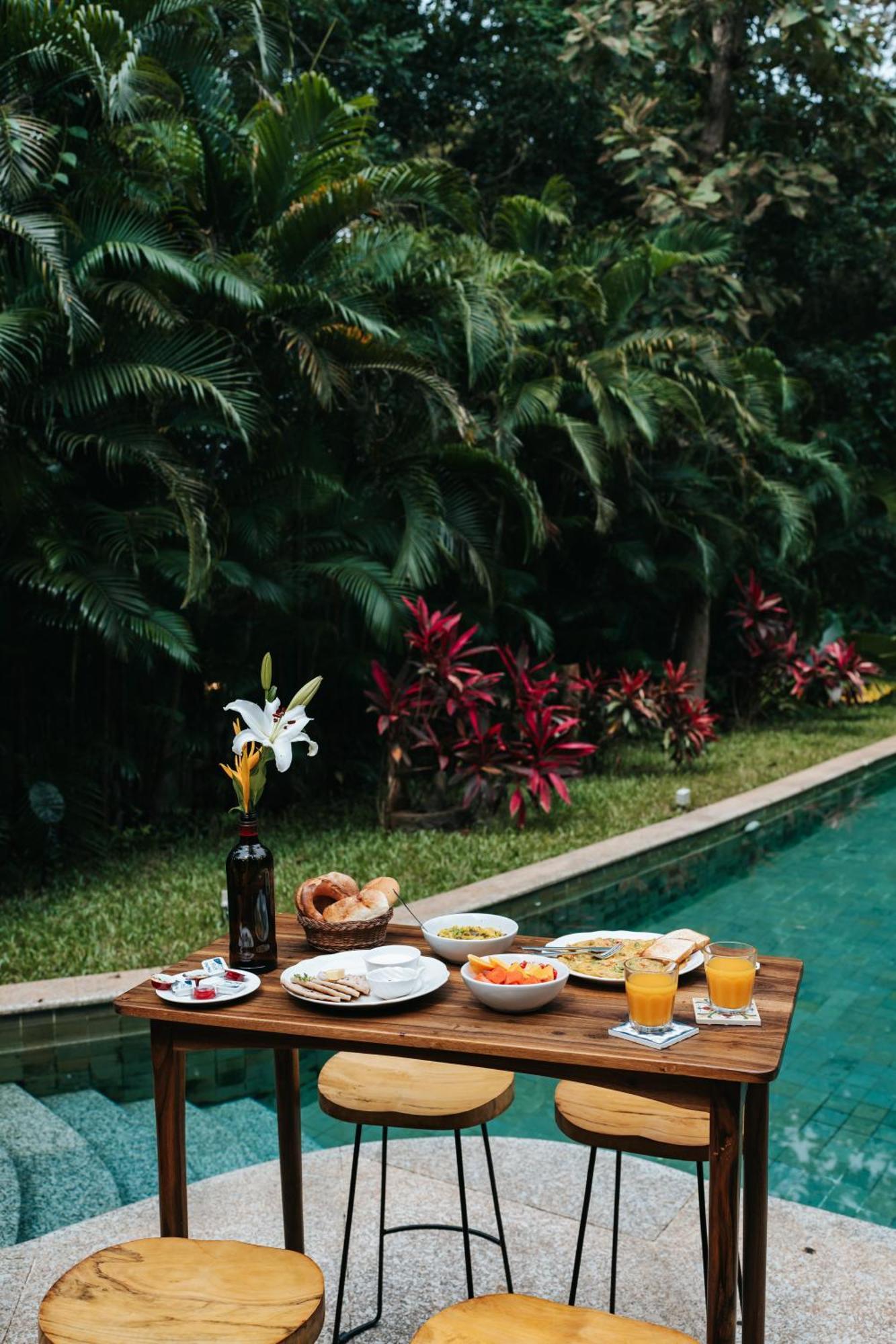 The Island Pool Villa Panaji Bagian luar foto